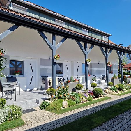 Hajnalka Vendeghaz Hotel Buk Bagian luar foto