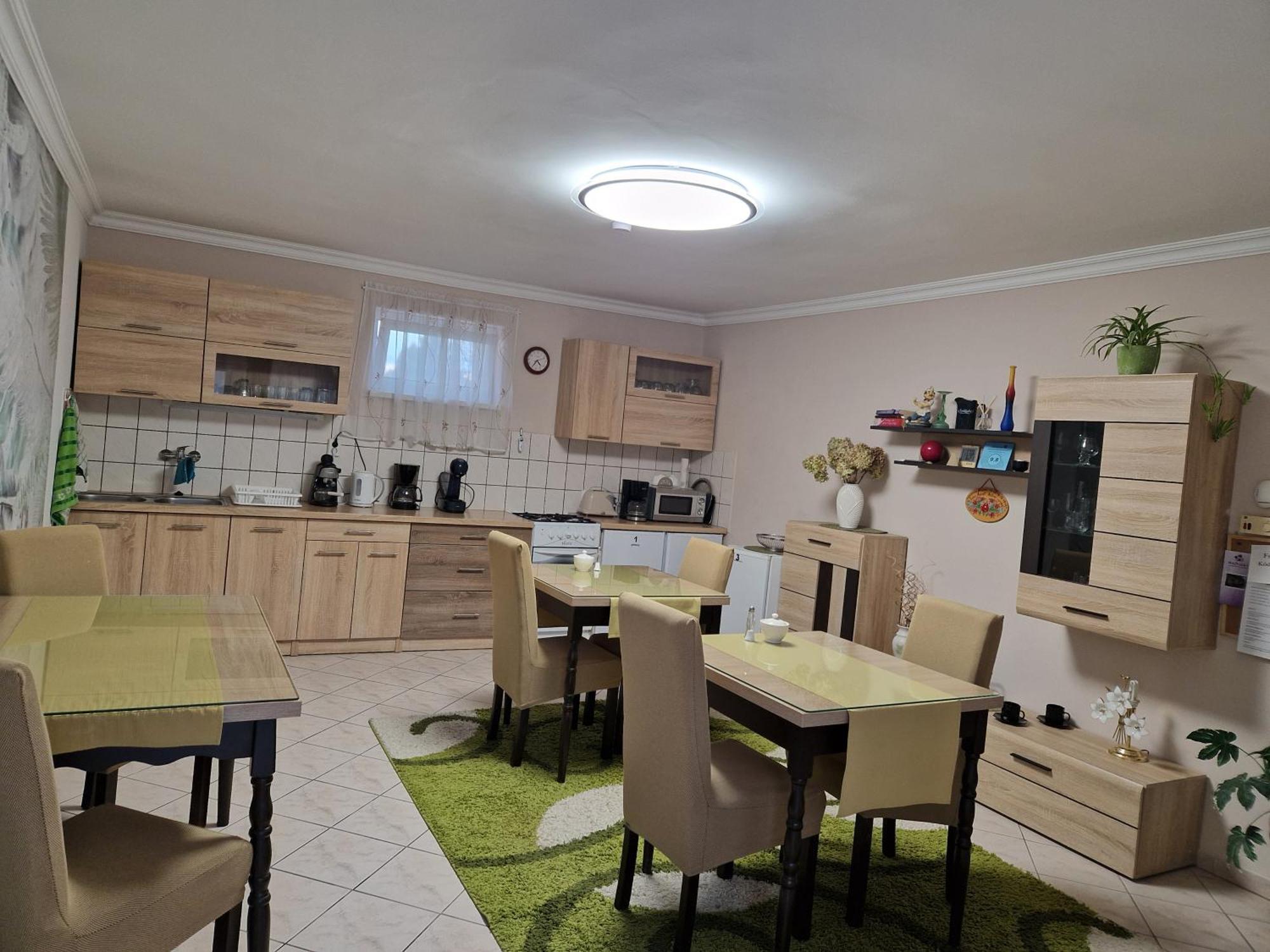 Hajnalka Vendeghaz Hotel Buk Bagian luar foto