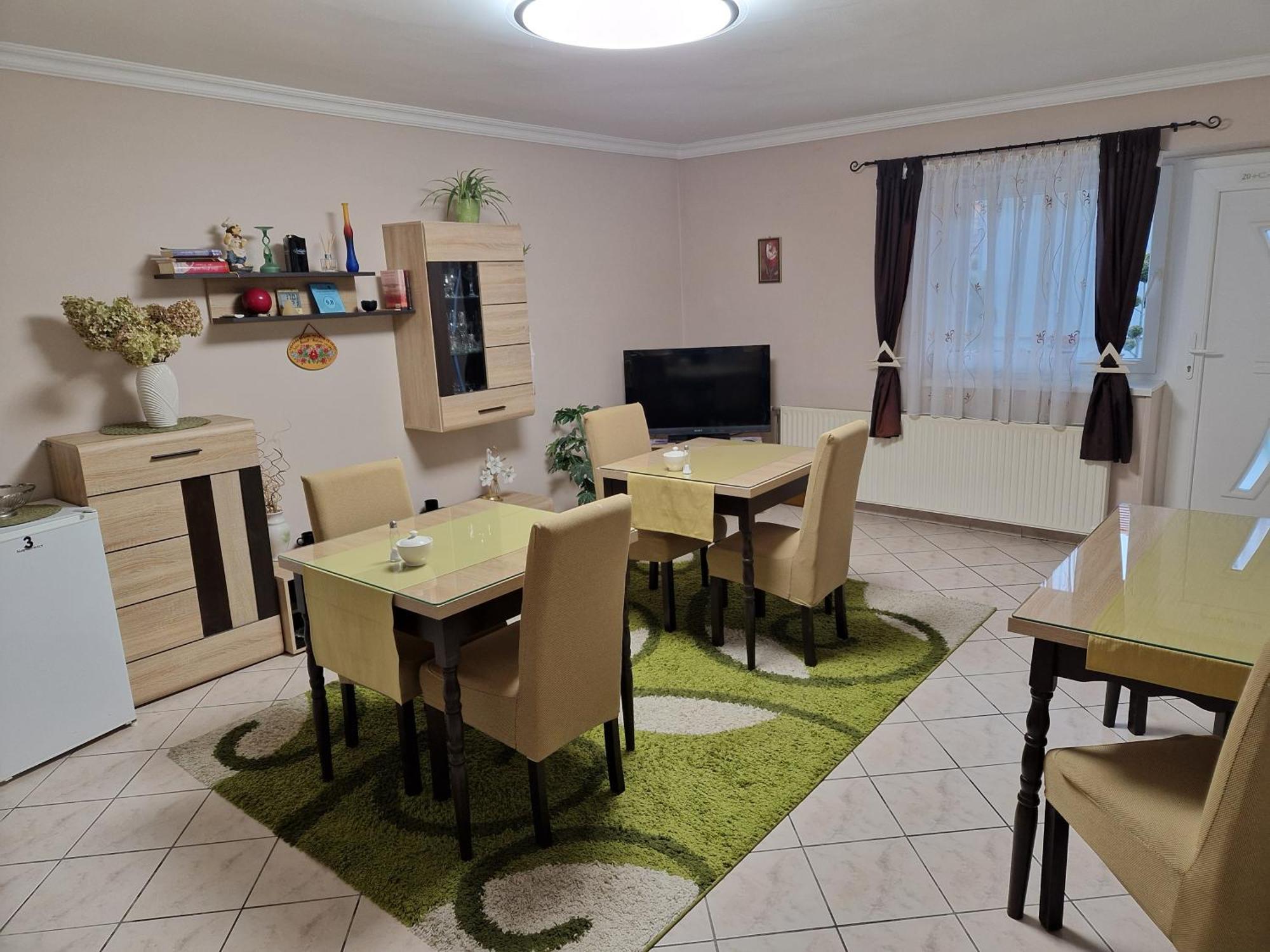 Hajnalka Vendeghaz Hotel Buk Bagian luar foto