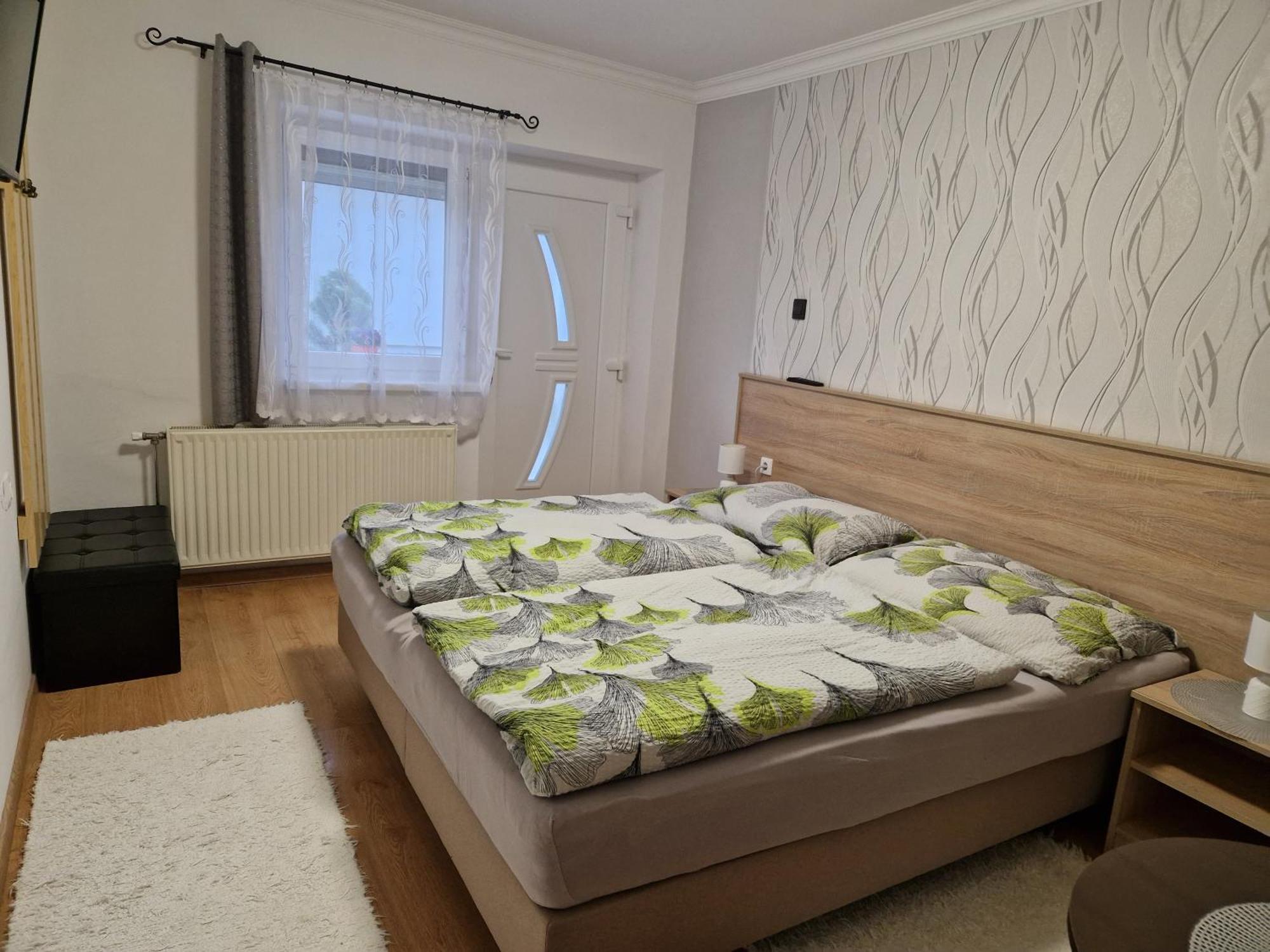 Hajnalka Vendeghaz Hotel Buk Bagian luar foto