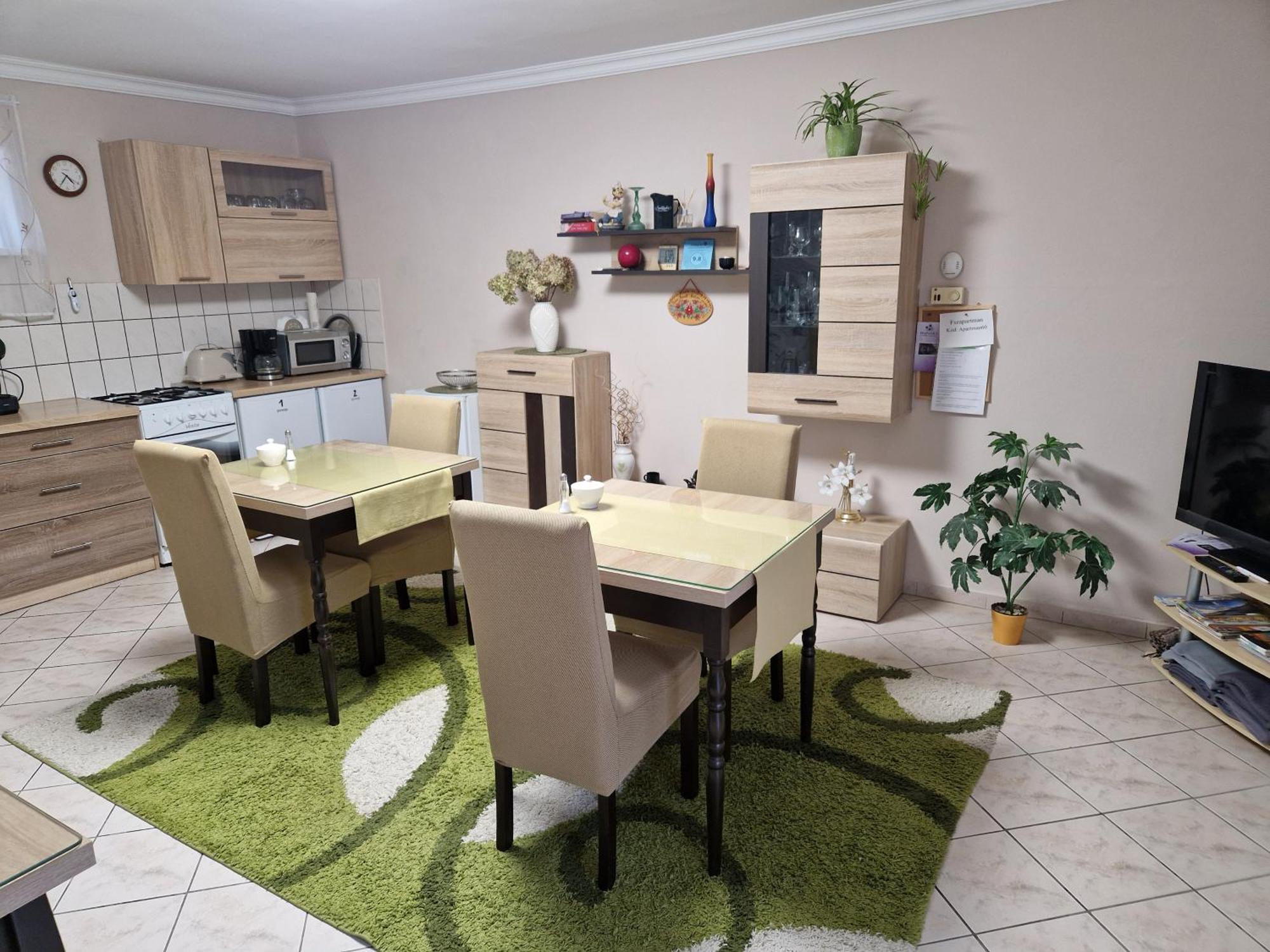 Hajnalka Vendeghaz Hotel Buk Bagian luar foto